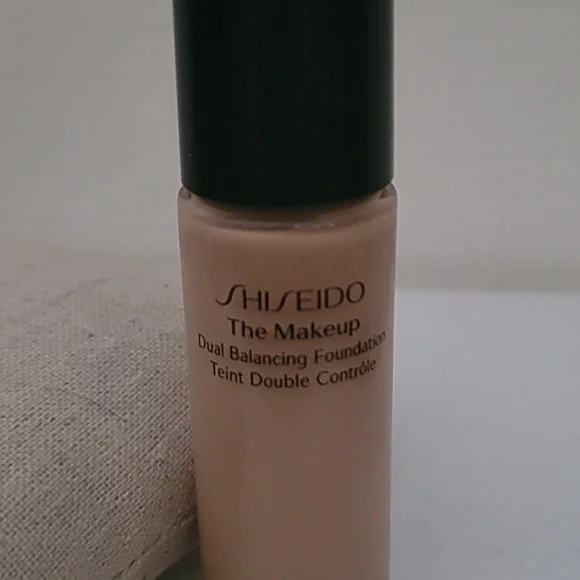 Shiseido The Makeup Dual Balancing Foundation O60 - Picture 2 of 6